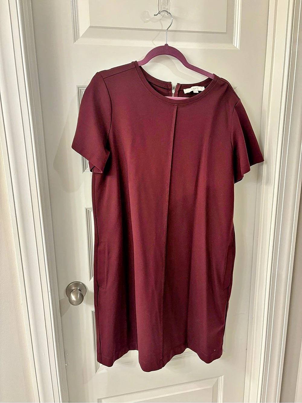 LOFT Short Sleeve Mini Dress in Maroon XL